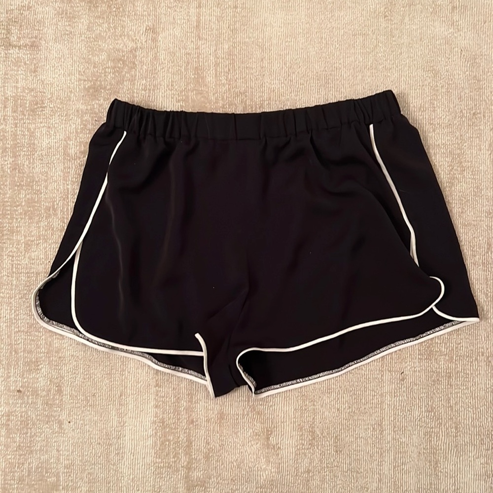 Negative Black sleep short size Small